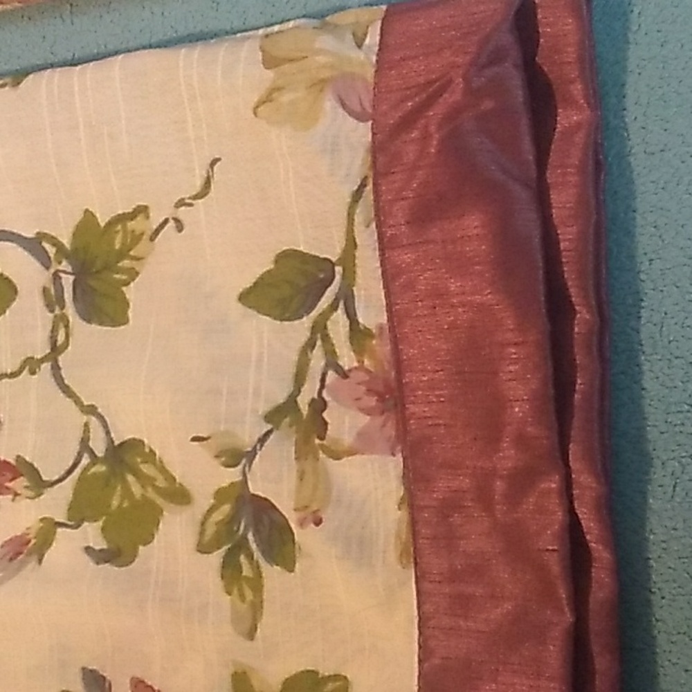 Set of 2 Floral Print Valances - Picture 4 of 6